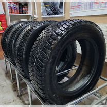 Michelin X-Ice North 3 215/60 R16