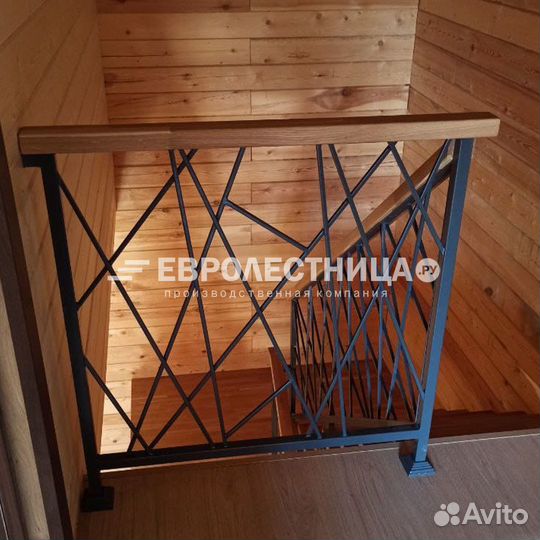 Лестница металлическая на второй этаж