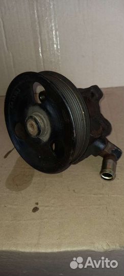 Насос гидроусилителя руля Ford Mondeo1 93bb3a733ab