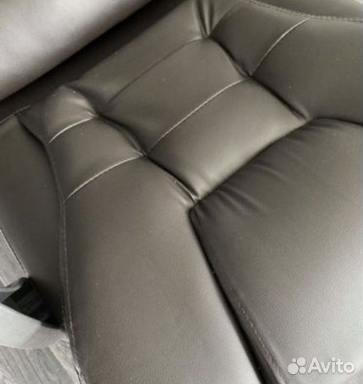 Офисное кресло с массажем