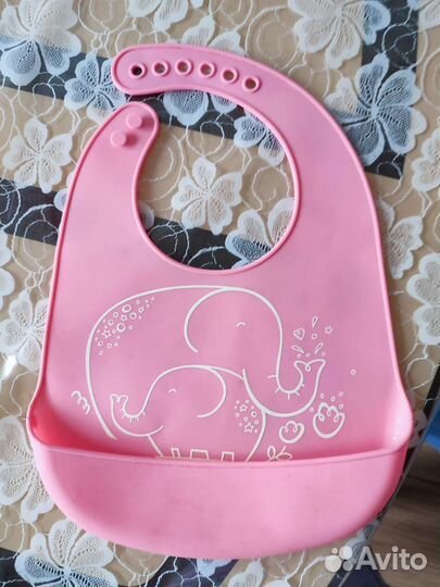 Слюнявчик силиконовый