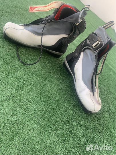 Лыжные ботинки spine