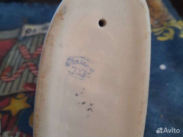 Фарфор статуэтка вратарь