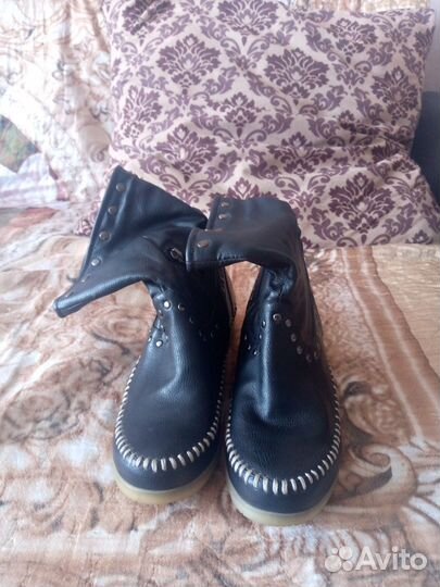 Полусапожки женские 37 размера
