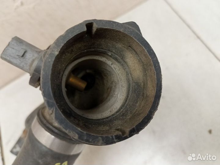 Патрубок системы охлаждения