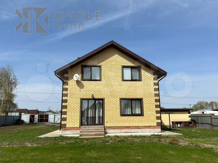 Коттедж 132,8 м² на участке 15 сот.