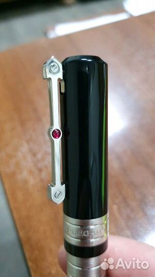 Серебряная ручка girard perregaux