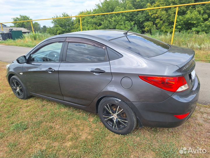 Hyundai Solaris 1.4 МТ, 2012, 208 000 км