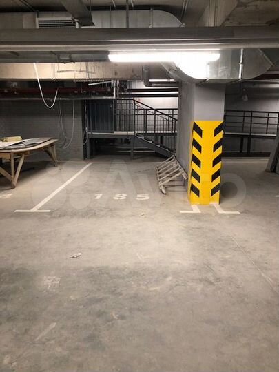 Машиноместо, 15 м²