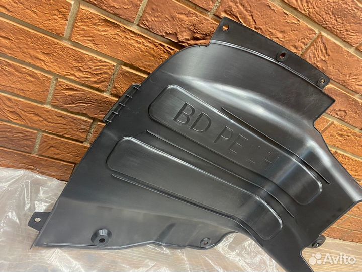 Пыльник заднего бампера левый Kia Cerato 2018+