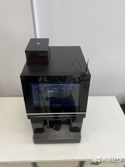 Кофеавтомат для зернового кофе Jetinno