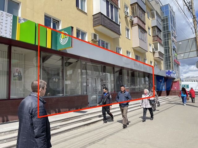 Аренда торгового помещения, 176.6 м², Чкалова 1