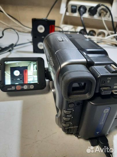 Видеокамера sony DCR-TRV 270E