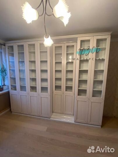 Раздвижные библиотеки, книжные шкафы, стеллажи