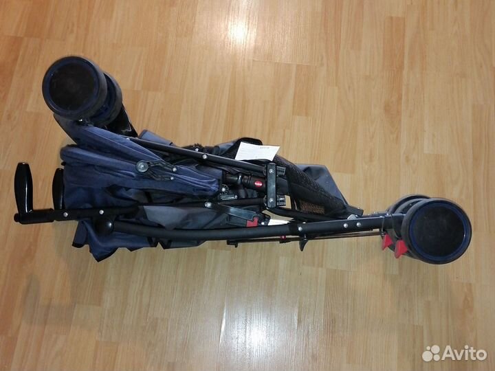 Прогулочная коляска rich family