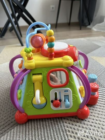 Бизиборд музыкальный