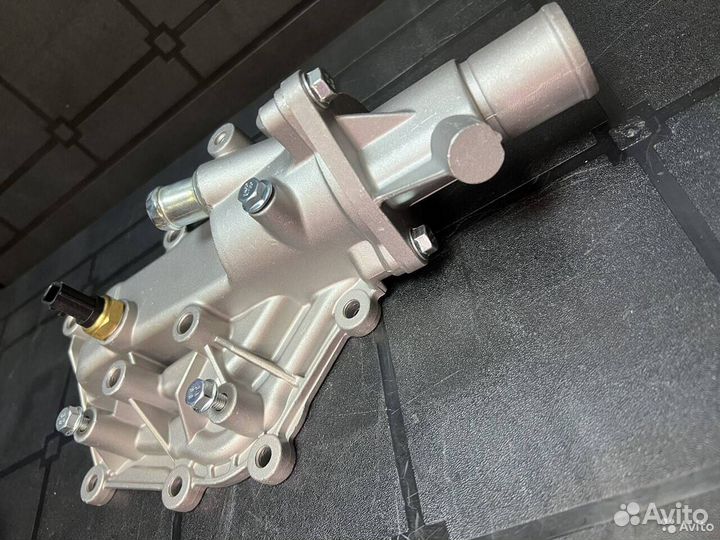 Алюминиевый термостат в сборе Renault Меган Логан