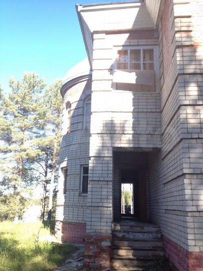 Дом 228,4 м² на участке 75 сот.