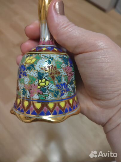 Колокольчик фарфоровый