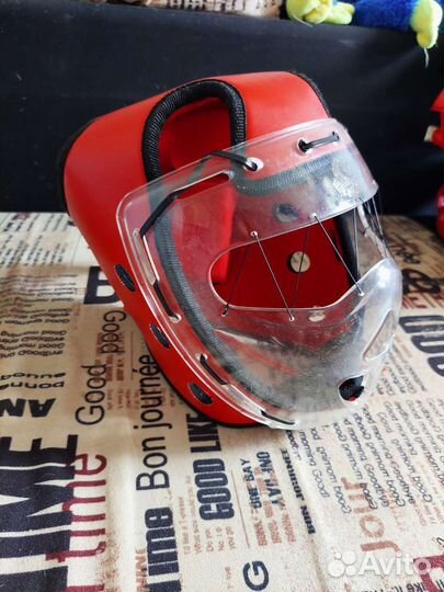 Шлем защитный и меч для спочан (чанбара)