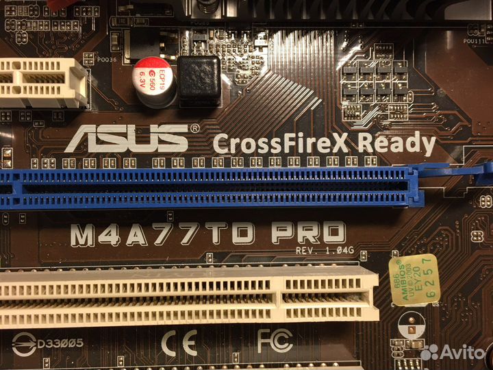 Материнская плата с процессором и памятью