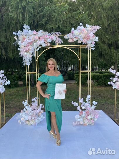 Ведущий тамада вокалистка