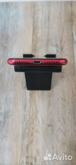 iPhone SE, 32 ГБ
