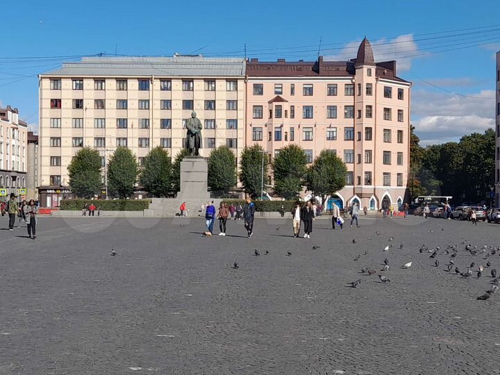 2-к. квартира, 54 м², 2/6 эт.