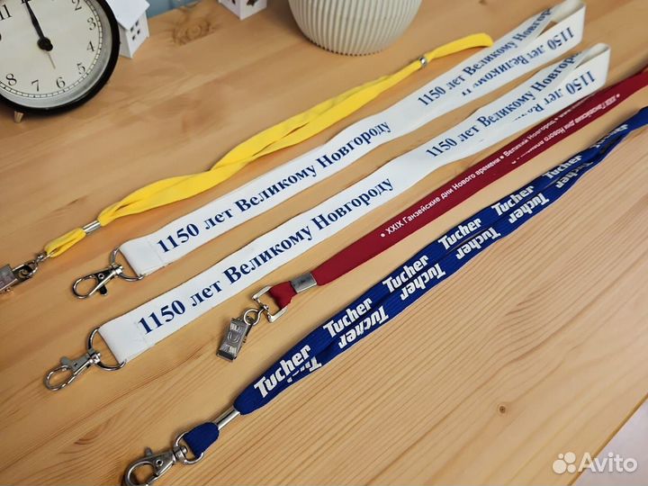 Лента для бейджа с карабином