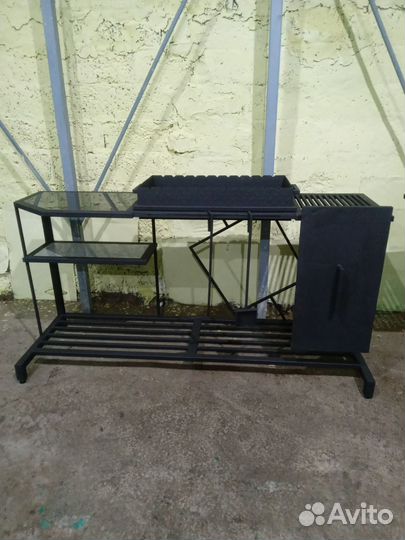 Мангал в стиле лофт с каменной столешницей