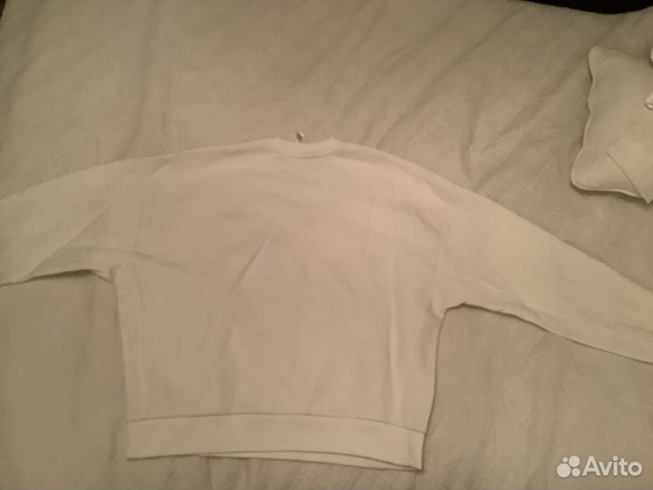 Белый свитшот adidas (ни разу не носился )