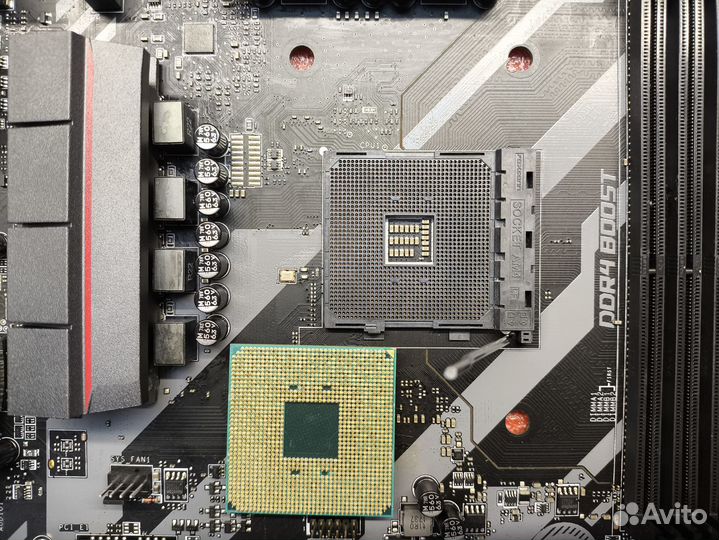 Мат. плата Msi b350 tomahawk и ryzen 2700