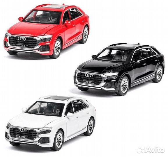 Игрушечная модель автомобиля 1:24 Audi Q8 / литые