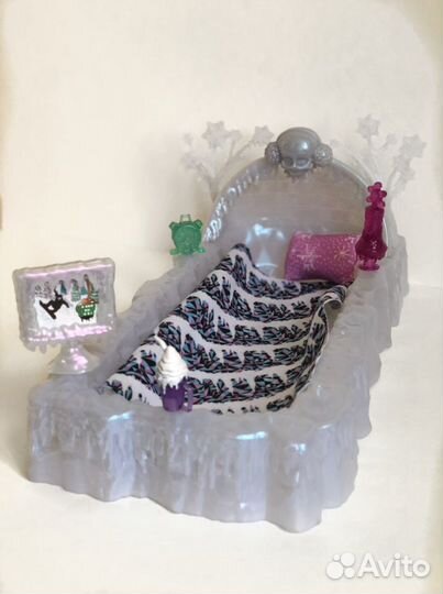 Кровать Эбби Боминейбл Monster High