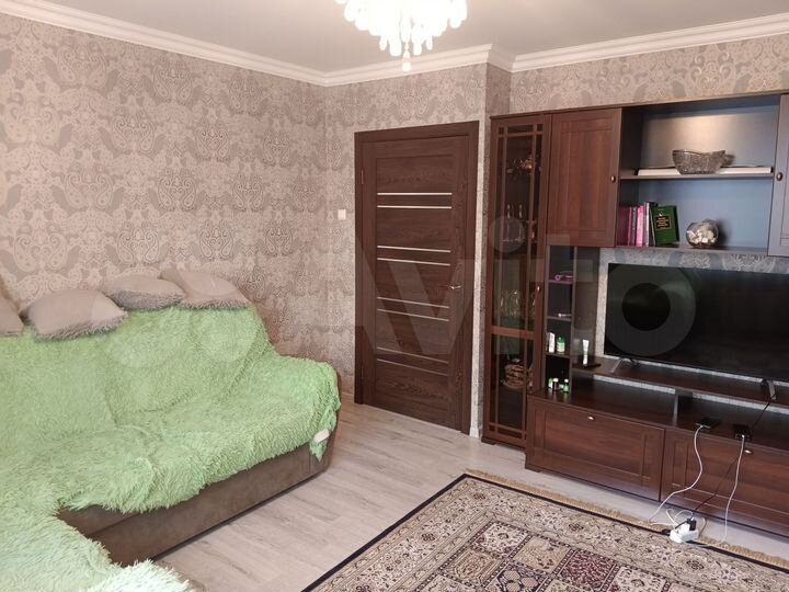 2-к. квартира, 57,6 м², 1/19 эт.