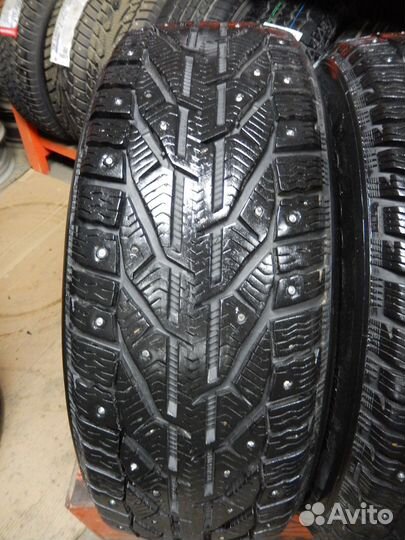 Tigar Ice 215/65 R16