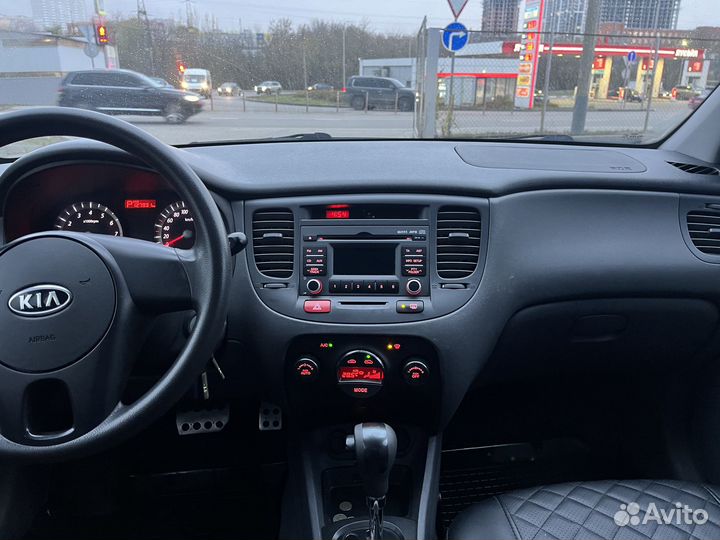 Kia Rio 1.4 AT, 2011, 128 000 км