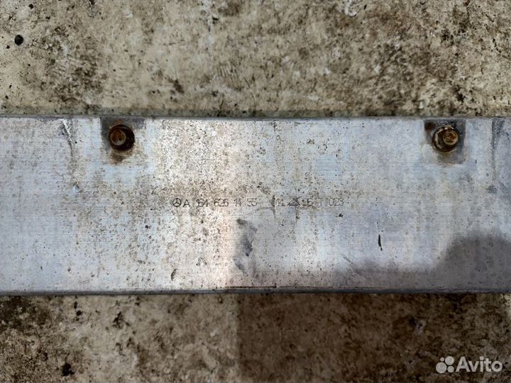 Усилитель бампера передний Mercedes-Benz M-Class