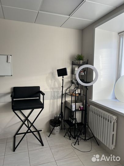 Стол для бровиста визажиста, режиссерский стул