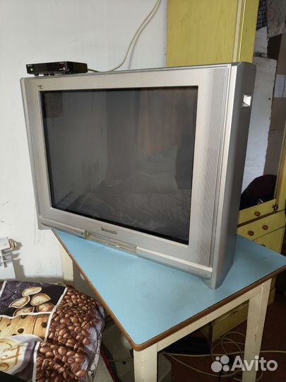 Телевизор panasonic