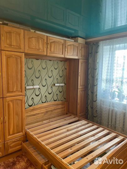 Спальный гарнитур