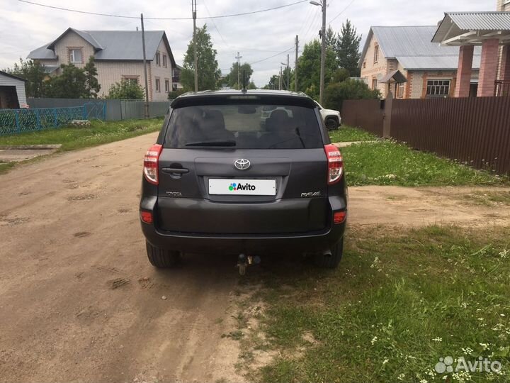 Toyota RAV4 2.2 МТ, 2009, 240 000 км