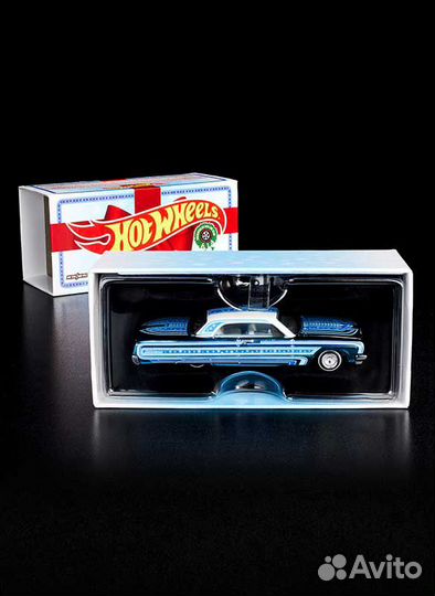 Hot Wheels RLC Exclusive Holiday ’64 Impala