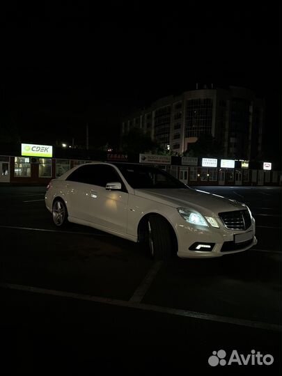 Mercedes-Benz E-класс 1.8 AT, 2011, 188 000 км