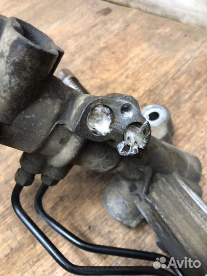 Рулевая рейка Ford Focus II 1.6 2010