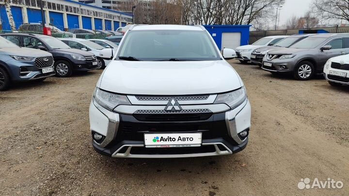 Mitsubishi Outlander 2.0 CVT, 2020, 85 556 км