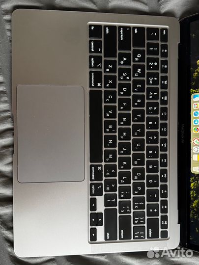 Aple MacBook Air 2020