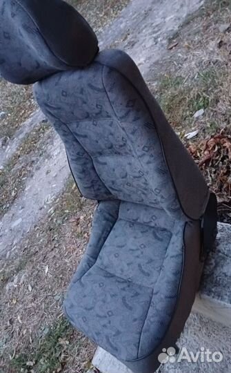 Переднее сиденье ваз 2114