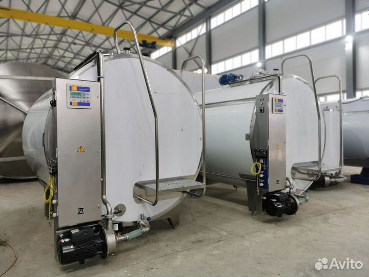 Танк охлаждения молока 2000л,охладитель закрытый