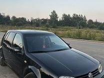 Volkswagen Golf 1.6 MT, 1998, 300 000 км, с пробегом, цена 450 000 руб.